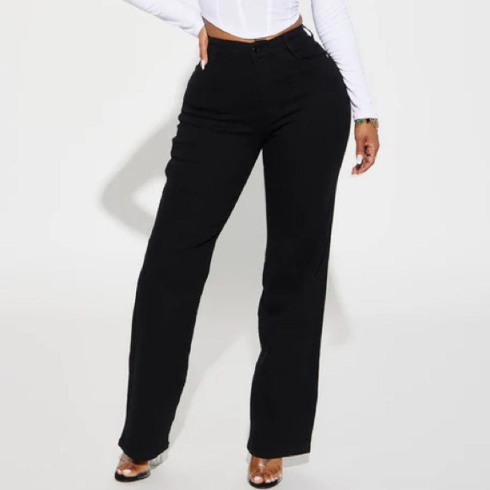 Fashion Nova Black Straight Leg Jeans